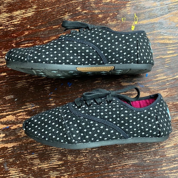 Black and White Polka Dot Toms with Laces - Picture 2 of 7